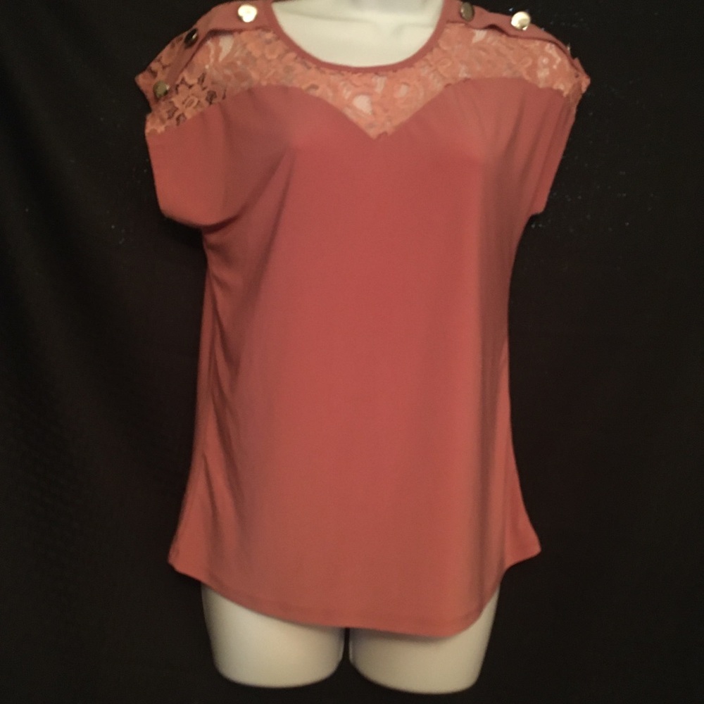 Emma & Olive Dark Pink lace short sleeve top